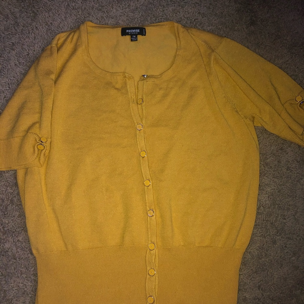 Premise studio yellow top